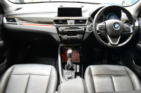 BMW X1 Xﾄﾞﾗｲﾌﾞ18d xﾗｲﾝ 中期ﾓﾃﾞﾙ 4WD ﾋｰﾀｰ付電動黒革 ｱﾄﾞﾊﾞﾝｽﾄﾞｱｸﾃｨﾌﾞｾｰﾌﾃｨ&ｺﾝﾌｫｰﾄ&ﾊｲﾗｲﾝP 追従ACC HUD 18AW  LEDﾍｯﾄﾞﾗｲﾄ ﾀｯﾁﾊﾟﾈﾙHDDﾅﾋﾞBｶﾒﾗ 前後PDC  衝突軽減B 車線逸脱&歩行者警告 電動Rｹﾞｰﾄ 2年保証