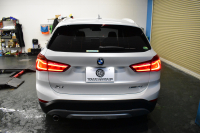BMW X1 Xﾄﾞﾗｲﾌﾞ18d xﾗｲﾝ 中期ﾓﾃﾞﾙ 4WD ﾋｰﾀｰ付電動黒革 ｱﾄﾞﾊﾞﾝｽﾄﾞｱｸﾃｨﾌﾞｾｰﾌﾃｨ&ｺﾝﾌｫｰﾄ&ﾊｲﾗｲﾝP 追従ACC HUD 18AW  LEDﾍｯﾄﾞﾗｲﾄ ﾀｯﾁﾊﾟﾈﾙHDDﾅﾋﾞBｶﾒﾗ 前後PDC  衝突軽減B 車線逸脱&歩行者警告 電動Rｹﾞｰﾄ 2年保証