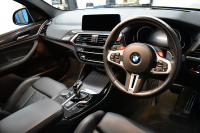 BMW Mシリーズ X3M ｺﾝﾍﾟﾃｨｼｮﾝ 4WD 510馬力 全席ﾋｰﾀｰ Fﾍﾞﾝﾁﾚｰｼｮﾝ付ﾌﾞﾗｯｸﾒﾘﾉﾚｻﾞｰMｽﾎﾟｰﾂｼｰﾄ 21AW Mｽﾎﾟｰﾂｴｸﾞｿﾞｰｽﾄ ﾊｰﾏﾝｶｰﾄﾞﾝ 追従ACC HUD ｼﾞｪｽﾁｬｰCﾀｯﾁﾊﾟﾈﾙﾅﾋﾞ全周囲ｶﾒﾗ LEDﾍｯﾄﾞﾗｲﾄ ｵｰﾄﾊｲﾋﾞｰﾑ  Mｼｰﾄﾍﾞﾙﾄ 2年保証