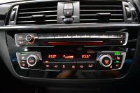 BMW 2シリーズ 220i ｶﾌﾞﾘｵﾚ Mｽﾎﾟｰﾂ LCI後期  1ｵｰﾅｰ 追従ACC  ﾍｷｻｺﾞﾅﾙLEDﾍｯﾄﾞﾗｲﾄ ﾋｰﾀｰ付黒革 ｵﾌﾟｼｮﾝ18AW NEWﾃﾞｻﾞｲﾝﾒｰﾀｰﾊﾟﾈﾙ 衝突軽減ﾌﾞﾚｰｷ 車線逸脱&歩行者警告 ﾀｯﾁﾊﾟﾈﾙHDDﾅﾋﾞ 前後PDC Bｶﾒﾗ Pｱｼｽﾄ 2年保証