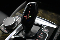 BMW 6シリーズ 630iｸﾞﾗﾝﾂｰﾘｽﾓ Mｽﾎﾟｰﾂ 全席ﾋｰﾀｰ付ﾌﾞﾗｯｸﾚｻﾞｰ 有償ｶﾗｰ｢ﾐﾈﾗﾙﾎﾜｲﾄ･ﾊﾟｰﾙ｣ ｱﾀﾞﾌﾟﾃｨﾌﾞLEDﾍｯﾄﾞﾗｲﾄ 追従ACC HUD Mｽﾎﾟｰﾂﾌﾞﾚｰｷ 19AW 衝突軽減B 車線変更&逸脱&歩行者警告 全周囲ｶﾒﾗ3Dﾋﾞｭｰ 電動Rｹﾞｰﾄ 2年保証