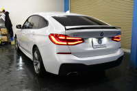 BMW 6シリーズ 630iｸﾞﾗﾝﾂｰﾘｽﾓ Mｽﾎﾟｰﾂ 全席ﾋｰﾀｰ付ﾌﾞﾗｯｸﾚｻﾞｰ 有償ｶﾗｰ｢ﾐﾈﾗﾙﾎﾜｲﾄ･ﾊﾟｰﾙ｣ ｱﾀﾞﾌﾟﾃｨﾌﾞLEDﾍｯﾄﾞﾗｲﾄ 追従ACC HUD Mｽﾎﾟｰﾂﾌﾞﾚｰｷ 19AW 衝突軽減B 車線変更&逸脱&歩行者警告 全周囲ｶﾒﾗ3Dﾋﾞｭｰ 電動Rｹﾞｰﾄ 2年保証
