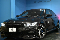 BMW 3シリーズ 330i Mｽﾎﾟｰﾂ 高出力ﾓﾃﾞﾙ ﾃﾞﾋﾞｭｰ&ｲﾉﾍﾞｰｼｮﾝ&ｺﾝﾌｫｰﾄP ﾚｰｻﾞｰLED ﾋｰﾀｰ付黒革 全周囲ｶﾒﾗ ACC HUD 19AW Mｽﾎﾟｰﾂﾌﾞﾚｰｷ ﾗｲﾌﾞｺｯｸﾋﾟｯﾄ ﾀｯﾁﾊﾟﾈﾙﾅﾋﾞ社外ﾌﾙｾｸﾞ ｱｯﾌﾟﾙｶｰﾌﾟﾚｲ ｳｯﾄﾞｲﾝﾃﾘｱ 電動ﾄﾗﾝｸ 2年保証