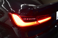 BMW 3シリーズ 330i Mｽﾎﾟｰﾂ 高出力ﾓﾃﾞﾙ ﾃﾞﾋﾞｭｰ&ｲﾉﾍﾞｰｼｮﾝ&ｺﾝﾌｫｰﾄP ﾚｰｻﾞｰLED ﾋｰﾀｰ付黒革 全周囲ｶﾒﾗ ACC HUD 19AW Mｽﾎﾟｰﾂﾌﾞﾚｰｷ ﾗｲﾌﾞｺｯｸﾋﾟｯﾄ ﾀｯﾁﾊﾟﾈﾙﾅﾋﾞ社外ﾌﾙｾｸﾞ ｱｯﾌﾟﾙｶｰﾌﾟﾚｲ ｳｯﾄﾞｲﾝﾃﾘｱ 電動ﾄﾗﾝｸ 2年保証