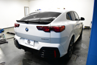 BMW X2 Xﾄﾞﾗｲﾌﾞ20i Mｽﾎﾟｰﾂ 新車保証R9年8月迄 7速DCT 4WD 1ｵｰﾅｰ ﾊｲﾗｲﾝP ﾋｰﾀｰ付電動黒革ｱｸﾃｨﾌﾞｼｰﾄ ｱｲｺﾆｯｸｸﾞﾛｰ ｶｰﾌﾞﾄﾞﾃﾞｨｽﾌﾟﾚｲ ﾗｲﾌﾞｺｯｸﾋﾟｯﾄ ﾊｰﾏﾝｶｰﾄﾞﾝ ｽﾃｱﾘﾝｸﾞﾋｰﾀｰ  ｱﾀﾞﾌﾟﾃｨﾌﾞLEDﾗｲﾄ ACC HUD 可変Mｻｽ 20AW 2年保証