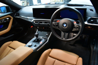 BMW Mシリーズ M2ｸｰﾍﾟ ﾊｲﾗｲﾝP ｶｰﾌﾞﾄﾞﾃﾞｨｽﾌﾟﾚｲ ﾋｰﾀｰ付茶革ｶｰﾎﾞﾝﾙｰﾌMｽﾎﾟｰﾂｼｰﾄ ﾊｰﾏﾝｶｰﾄﾞﾝ 可変Mｻｽ Mｺﾝﾊﾟｳﾝﾄﾞﾌﾞﾚｰｷ HUD BMWﾗｲﾌﾞｺｯｸﾋﾟｯﾄ ﾅﾋﾞBｶﾒﾗ 2年保証