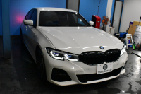 BMW 3シリーズ 320d Xﾄﾞﾗｲﾌﾞ Mｽﾎﾟｰﾂ 4WD ｲﾉﾍﾞｰｼｮﾝ&ﾊｲﾗｲﾝP ﾚｰｻﾞｰLED HUD BEWITH製ｽﾋﾟｰｶｰ 3Dﾃﾞｻﾞｲﾝ製ﾀﾞｳﾝｻｽ  ﾋｰﾀｰ付黒革 Pｱｼｽﾄ＋ 全周囲ｶﾒﾗ  ﾌﾙｾｸﾞ ACC 19AW  ﾗｲﾌﾞｺｯｸﾋﾟｯﾄ ｼﾞｪｽﾁｬｰC付ﾀｯﾁﾊﾟﾈﾙﾅﾋﾞ ｱｯﾌﾟﾙｶｰﾌﾟﾚｲ 2年保証