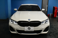BMW 3シリーズ 320d Xﾄﾞﾗｲﾌﾞ Mｽﾎﾟｰﾂ 4WD ｲﾉﾍﾞｰｼｮﾝ&ﾊｲﾗｲﾝP ﾚｰｻﾞｰLED HUD BEWITH製ｽﾋﾟｰｶｰ 3Dﾃﾞｻﾞｲﾝ製ﾀﾞｳﾝｻｽ  ﾋｰﾀｰ付黒革 Pｱｼｽﾄ＋ 全周囲ｶﾒﾗ  ﾌﾙｾｸﾞ ACC 19AW  ﾗｲﾌﾞｺｯｸﾋﾟｯﾄ ｼﾞｪｽﾁｬｰC付ﾀｯﾁﾊﾟﾈﾙﾅﾋﾞ ｱｯﾌﾟﾙｶｰﾌﾟﾚｲ 2年保証