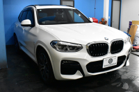 BMW X3 Xﾄﾞﾗｲﾌﾞ20d Mｽﾎﾟｰﾂ ｾﾚｸﾄ&ﾊｲﾗｲﾝP ﾊﾟﾉﾗﾏｻﾝR 型式変更後ﾓﾃﾞﾙ（UZ20） ﾗｲﾌﾞｺｯｸﾋﾟｯﾄ  20AW 前席ﾍﾞﾝﾁﾚｰｼｮﾝ LEDﾍｯﾄﾞﾗｲﾄ 追従ACC HUD 全席ﾋｰﾀｰ付黒革 ﾊｰﾏﾝｶｰﾄﾞﾝ ﾀｯﾁﾊﾟﾈﾙﾅﾋﾞﾌﾙｾｸﾞ全周囲ｶﾒﾗ3Dﾋﾞｭｰ ﾜｲﾔﾚｽ充電 1ｵｰﾅｰ  2年保証
