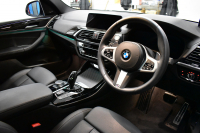 BMW X3 Xﾄﾞﾗｲﾌﾞ20d Mｽﾎﾟｰﾂ ｾﾚｸﾄ&ﾊｲﾗｲﾝP ﾊﾟﾉﾗﾏｻﾝR 型式変更後ﾓﾃﾞﾙ（UZ20） ﾗｲﾌﾞｺｯｸﾋﾟｯﾄ  20AW 前席ﾍﾞﾝﾁﾚｰｼｮﾝ LEDﾍｯﾄﾞﾗｲﾄ 追従ACC HUD 全席ﾋｰﾀｰ付黒革 ﾊｰﾏﾝｶｰﾄﾞﾝ ﾀｯﾁﾊﾟﾈﾙﾅﾋﾞﾌﾙｾｸﾞ全周囲ｶﾒﾗ3Dﾋﾞｭｰ ﾜｲﾔﾚｽ充電 1ｵｰﾅｰ  2年保証