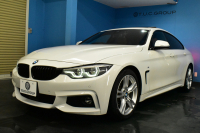 BMW 4シリーズ 420iｸﾞﾗﾝｸｰﾍﾟ Mｽﾎﾟｰﾂ LCI後期 ﾋｰﾀｰ付茶革 追従ACC 液晶ﾒｰﾀｰ ﾍｷｻｺﾞﾅﾙLEDﾍｯﾄﾞﾗｲﾄ&ﾃｰﾙ ﾌﾞﾗｯｸｷﾄﾞﾆｰｸﾞﾘﾙ 車線変更&逸脱&歩行者警告 衝突軽減B ﾀｯﾁﾊﾟﾈﾙ付iﾄﾞﾗｲﾌﾞHDDﾅﾋﾞBｶﾒﾗ 電動ﾘｱｹﾞｰﾄ 18AW 2年保証