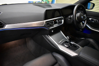 BMW 3シリーズ M340i Xﾄﾞﾗｲﾌﾞ ﾋｰﾀｰ付黒革Mｽﾎﾟｰﾂｼｰﾄ ﾚｰｻﾞｰLED ｼﾞｪｽﾁｬｰC付ﾀｯﾁﾊﾟﾈﾙﾅﾋﾞ 全周囲ｶﾒﾗ ﾌﾙｾｸﾞ ﾊｰﾏﾝｶｰﾄﾞﾝ 電動ﾄﾗﾝｸ 可変Mｻｽ Mｽﾎﾟｰﾂﾌﾞﾚｰｷ&ﾃﾞﾌ 19AW ACC HUD 2年保証