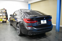 BMW 6シリーズ 640iｸﾞﾗﾝﾂｰﾘｽﾓ XﾄﾞﾗｲﾌﾞMｽﾎﾟｰﾂ ﾃﾞﾋﾞｭｰED 40台限定車 1ｵｰﾅｰ 4WD 専用外装色｢ｿﾌｨｽﾄｸﾞﾚｰ･M｣ Bowers&Wilkinsｻｳﾝﾄﾞ ﾊﾟﾉﾗﾏｻﾝR Fﾍﾞﾝﾁﾚｰｼｮﾝ付ﾋｰﾀｰ付茶革ｺﾝﾌｫｰﾄｼｰﾄ 後席ﾓﾆﾀｰ ｿﾌﾄｸﾛｰｽﾞﾄﾞｱ 4ｿﾞｰﾝAC ACC HUD 2年保証