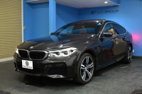 BMW 6シリーズ 640iｸﾞﾗﾝﾂｰﾘｽﾓ XﾄﾞﾗｲﾌﾞMｽﾎﾟｰﾂ ﾃﾞﾋﾞｭｰED 40台限定車 1ｵｰﾅｰ 4WD 専用外装色｢ｿﾌｨｽﾄｸﾞﾚｰ･M｣ Bowers&Wilkinsｻｳﾝﾄﾞ ﾊﾟﾉﾗﾏｻﾝR Fﾍﾞﾝﾁﾚｰｼｮﾝ付ﾋｰﾀｰ付茶革ｺﾝﾌｫｰﾄｼｰﾄ 後席ﾓﾆﾀｰ ｿﾌﾄｸﾛｰｽﾞﾄﾞｱ 4ｿﾞｰﾝAC ACC HUD 2年保証