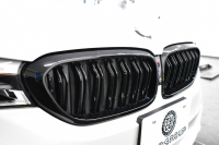 BMW 5シリーズ 530iﾂｰﾘﾝｸﾞ Mｽﾎﾟｰﾂ 型式変更後(JT20) ｾﾚｸﾄP 全面液晶ﾒｰﾀｰ ﾊﾟﾉﾗﾏｻﾝﾙｰﾌ ﾊｰﾏﾝｶｰﾄﾞﾝ LEDﾍｯﾄﾞﾗｲﾄ 全席ﾋｰﾀｰ付黒革 追従ACC HUD ﾀｯﾁﾊﾟﾈﾙHDDﾅﾋﾞ 全周囲ｶﾒﾗ3Dﾋﾞｭｰ Pｱｼｽﾄ 車線変更&逸脱&歩行者警告 衝突軽減B 19AW 電動Rｹﾞｰﾄ 社外ﾜｲﾔﾚｽ充電 2年保証