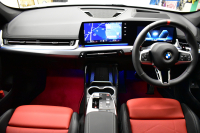 BMW X1 M35i Xﾄﾞﾗｲﾌﾞ 新車保証R10年10月30日迄 7速DCT 4WD 1ｵｰﾅｰ ﾊﾟﾉﾗﾏｻﾝR ﾋｰﾀｰ付電動赤黒ｳﾞｪｶﾞﾝｻﾞｱｸﾃｨﾌﾞｼｰﾄ 20AW Mｽﾎﾟｰﾂﾌﾞﾚｰｷ(ﾚｯﾄﾞ) ｶｰﾌﾞﾄﾞﾃﾞｨｽﾌﾟﾚｲ ﾗｲﾌﾞｺｯｸﾋﾟｯﾄ ﾊｰﾏﾝｶｰﾄﾞﾝ ｽﾃｱﾘﾝｸﾞﾋｰﾀｰ ACC HUD 可変Mｻｽ 2年保証