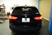 BMW X1 Xdrive25i  Mｽﾎﾟｰﾂ 中期 4WD 高出力 希少ｶﾞｿﾘﾝｴﾝｼﾞﾝ  ｺﾝﾌｫｰﾄP 追従ACC ﾋｰﾀｰ付電動ﾌﾞﾗｯｸﾚｻﾞｰ LEDﾍｯﾄﾞﾗｲﾄ ﾀｯﾁﾊﾟﾈﾙHDDﾅﾋﾞBｶﾒﾗ Pｱｼｽﾄ 衝突軽減B 車線逸脱&歩行者警告 電動Rｹﾞｰﾄ 18AW 2年保証