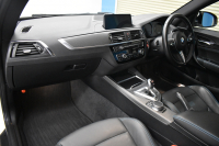 BMW Mシリーズ M2 ｺﾝﾍﾟﾃｨｼｮﾝ MDCT 7速DCT LCI後期 専用410馬力(S55B30A ) ﾋｰﾀｰ付黒革 ｱﾀﾞﾌﾟﾃｨﾌﾞﾍｷｻｺﾞﾅﾙLEDﾍｯﾄﾞﾗｲﾄ LEDﾃｰﾙ ﾀｯﾁﾊﾟﾈﾙHDDﾅﾋﾞBｶﾒﾗ 19AW 車線逸脱&歩行者警告 衝突軽減ﾌﾞﾚｰｷ ｶｰﾎﾞﾝｲﾝﾃﾘｱ iｽﾄｯﾌﾟ ｽﾏｰﾄｷｰ 2年保証
