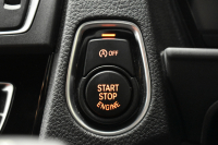 BMW 1シリーズ M140i LCI後期 直6ﾀｰﾎﾞ 340馬力 LEDﾍｯﾄﾞﾗｲﾄ&ﾃｰﾙ ﾋｰﾀｰ付赤革 ｱﾀﾞﾌﾟﾃｨﾌﾞMｻｽ 大型ﾌﾞﾚｰｷｼｽﾃﾑ 車線逸脱&歩行者警告 衝突軽減ﾌﾞﾚｰｷ 横ﾒﾆｭｰﾀｯﾁﾊﾟｯﾄﾞiﾄﾞﾗｲﾌﾞBｶﾒﾗ Pｱｼｽﾄ ｸﾙｺﾝ ﾊﾟﾄﾞﾙｼﾌﾄ ｽﾏｰﾄｷｰ 2年保証