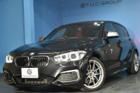 BMW 1シリーズ M140i LCI後期 直6ﾀｰﾎﾞ 340馬力 LEDﾍｯﾄﾞﾗｲﾄ&ﾃｰﾙ ﾋｰﾀｰ付赤革 ｱﾀﾞﾌﾟﾃｨﾌﾞMｻｽ 大型ﾌﾞﾚｰｷｼｽﾃﾑ 車線逸脱&歩行者警告 衝突軽減ﾌﾞﾚｰｷ 横ﾒﾆｭｰﾀｯﾁﾊﾟｯﾄﾞiﾄﾞﾗｲﾌﾞBｶﾒﾗ Pｱｼｽﾄ ｸﾙｺﾝ ﾊﾟﾄﾞﾙｼﾌﾄ ｽﾏｰﾄｷｰ 2年保証
