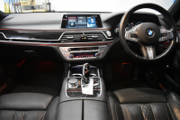 BMW 7シリーズ 740d XﾄﾞﾗｲﾌﾞMｽﾎﾟｰﾂ  4WD ｻﾝﾙｰﾌ ﾚｰｻﾞｰLED 3DﾃﾞｻﾞｲﾝFﾘｯﾌﾟｽﾎﾟｲﾗ ﾘﾓｰﾄP Fﾏｯｻｰｼﾞ&ﾍﾞﾝﾁﾚｰｼｮﾝ全席ﾋｰﾀｰ付黒革 ACC HUD ﾊｰﾏﾝｶｰﾄﾞﾝ ｼﾞｪｽﾁｬｰｺﾝﾄﾛｰﾙ ﾀｯﾁﾊﾟﾈﾙ対応HDDﾅﾋﾞ3Dﾋﾞｭｰ 車線変更&逸脱警告 液晶ﾒｰﾀｰ 電動ﾄﾗﾝｸ 2年保証