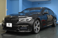 BMW 7シリーズ 740d XﾄﾞﾗｲﾌﾞMｽﾎﾟｰﾂ  4WD ｻﾝﾙｰﾌ ﾚｰｻﾞｰLED 3DﾃﾞｻﾞｲﾝFﾘｯﾌﾟｽﾎﾟｲﾗ ﾘﾓｰﾄP Fﾏｯｻｰｼﾞ&ﾍﾞﾝﾁﾚｰｼｮﾝ全席ﾋｰﾀｰ付黒革 ACC HUD ﾊｰﾏﾝｶｰﾄﾞﾝ ｼﾞｪｽﾁｬｰｺﾝﾄﾛｰﾙ ﾀｯﾁﾊﾟﾈﾙ対応HDDﾅﾋﾞ3Dﾋﾞｭｰ 車線変更&逸脱警告 液晶ﾒｰﾀｰ 電動ﾄﾗﾝｸ 2年保証