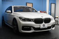 BMW 7シリーズ 740i Mｽﾎﾟｰﾂ ﾘｱｺﾝﾌｫｰﾄP ﾘｱｴﾝﾀｰﾃｲﾒﾝﾄ 後席ﾓﾆﾀｰ ﾃﾞｨｽﾌﾟﾚｲｷｰ ﾘﾓｰﾄ駐車 ｻﾝﾙｰﾌ ﾚｰｻﾞｰLED 前席ﾏｯｻｰｼﾞ全席ﾋｰﾀｰ&ﾍﾞﾝﾁﾚｰｼｮﾝ付茶革 ACC HUD ﾊｰﾏﾝｶｰﾄﾞﾝ ｼﾞｪｽﾁｬｰｺﾝﾄﾛｰﾙ ﾀｯﾁﾊﾟﾈﾙﾅﾋﾞ3Dﾋﾞｭｰ LCW 液晶ﾒｰﾀｰ 2年保証
