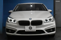 BMW 2シリーズ 218dｱｸﾃｨﾌﾞﾂｱﾗｰ ﾗｸﾞｼﾞｭｱﾘｰ ｱﾄﾞﾊﾞﾝｽﾄﾞｱｸﾃｨﾌﾞｾｰﾌﾃｨｰP 追従ACC HUD ﾋｰﾀｰ付ﾍﾞｰｼﾞｭﾚｻﾞｰ ﾀｯﾁﾊﾟﾈﾙﾅﾋﾞBｶﾒﾗ ﾘｱPDC LEDﾍｯﾄﾞﾗｲﾄ 衝突軽減ﾌﾞﾚｰｷ 車線逸脱&歩行者警告 電動開閉Rｹﾞｰﾄ ｽﾏｰﾄｷｰ 2年保証