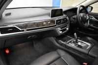 BMW 7シリーズ 740i ﾌﾟﾗｽP ｻﾝﾙｰﾌ ﾚｰｻﾞｰLEDﾗｲﾄ Fﾏｯｻｰｼﾞ&ﾍﾞﾝﾁﾚｰｼｮﾝ 全席ﾋｰﾀｰ付黒革 追従ACC HUD ﾊｰﾏﾝｶｰﾄﾞﾝ ｼﾞｪｽﾁｬｰｺﾝﾄﾛｰﾙ ﾀｯﾁﾊﾟﾈﾙ対応HDDﾅﾋﾞ3Dﾋﾞｭｰ Bｶﾒﾗ 車線変更&逸脱&歩行者警告 液晶ﾒｰﾀｰ 19AW 電動ﾄﾗﾝｸ Bｶﾒﾗ 2年保証