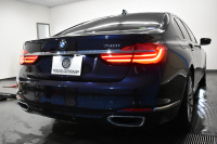 BMW 7シリーズ 740i ﾌﾟﾗｽP ｻﾝﾙｰﾌ ﾚｰｻﾞｰLEDﾗｲﾄ Fﾏｯｻｰｼﾞ&ﾍﾞﾝﾁﾚｰｼｮﾝ 全席ﾋｰﾀｰ付黒革 追従ACC HUD ﾊｰﾏﾝｶｰﾄﾞﾝ ｼﾞｪｽﾁｬｰｺﾝﾄﾛｰﾙ ﾀｯﾁﾊﾟﾈﾙ対応HDDﾅﾋﾞ3Dﾋﾞｭｰ Bｶﾒﾗ 車線変更&逸脱&歩行者警告 液晶ﾒｰﾀｰ 19AW 電動ﾄﾗﾝｸ Bｶﾒﾗ 2年保証