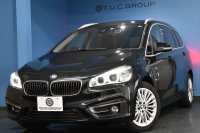 BMW 2シリーズ 220iｸﾞﾗﾝﾂｱﾗｰ ﾗｸﾞｼﾞｭｱﾘｰ 3列ｼｰﾄ 7人乗り ｱﾄﾞﾊﾞﾝｽﾄﾞｱｸﾃｨﾌﾞｾｰﾌﾃｨｰP 追従ACC HUD ﾋｰﾀｰ付黒革 LEDﾍｯﾄﾞﾗｲﾄ 衝突軽減ﾌﾞﾚｰｷ 車線逸脱&歩行者警告 ﾀｯﾁﾊﾟｯﾄﾞﾅﾋﾞ 前後PDC Bｶﾒﾗ 電動ﾄﾗﾝｸ ﾊﾟｰｷﾝｸﾞｱｼｽﾄ 17AW ｽﾏｰﾄｷｰ 2年保証