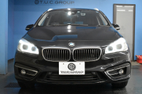 BMW 2シリーズ 220iｸﾞﾗﾝﾂｱﾗｰ ﾗｸﾞｼﾞｭｱﾘｰ 3列ｼｰﾄ 7人乗り ｱﾄﾞﾊﾞﾝｽﾄﾞｱｸﾃｨﾌﾞｾｰﾌﾃｨｰP 追従ACC HUD ﾋｰﾀｰ付黒革 LEDﾍｯﾄﾞﾗｲﾄ 衝突軽減ﾌﾞﾚｰｷ 車線逸脱&歩行者警告 ﾀｯﾁﾊﾟｯﾄﾞﾅﾋﾞ 前後PDC Bｶﾒﾗ 電動ﾄﾗﾝｸ ﾊﾟｰｷﾝｸﾞｱｼｽﾄ 17AW ｽﾏｰﾄｷｰ 2年保証