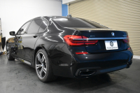 BMW 7シリーズ 740Ld Xﾄﾞﾗｲﾌﾞ Mｽﾎﾟｰﾂ ﾛﾝｸﾞ 後席ﾓﾆﾀｰ ﾊﾟﾉﾗﾏｻﾝR ﾚｰｻﾞｰLEDﾗｲﾄ 追従ACC HUD 全席ﾋｰﾀｰ&ﾍﾞﾝﾁﾚｰｼｮﾝ 前席ﾏｯｻｰｼﾞ付茶革 LCW ｼﾞｪｽﾁｬｰｺﾝﾄﾛｰﾙ対応ﾀｯﾁﾊﾟﾈﾙﾅﾋﾞ 3Dﾋﾞｭｰ ﾊｰﾏﾝｶｰﾄﾞﾝ ﾘﾓｰﾄ駐車 液晶ﾒｰﾀｰ 電動ﾄﾗﾝｸ 2年保証