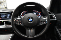 BMW 3シリーズ 320i Mｽﾎﾟｰﾂ G20型  ﾀｯﾁﾊﾟﾈﾙﾅﾋﾞ ｱｯﾌﾟﾙｶｰﾌﾟﾚｲ  追従ACC LEDﾍｯﾄﾞﾗｲﾄ 側面衝突&車線変更&逸脱&歩行車警告 液晶ﾒｰﾀｰ 後退ｱｼｽﾄ Pｱｼｽﾄ ｱｸﾃｨﾌﾞPDC緊急ﾌﾞﾚｰｷ  18AW 2年保証