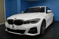 BMW 3シリーズ 320i Mｽﾎﾟｰﾂ G20型  ﾀｯﾁﾊﾟﾈﾙﾅﾋﾞ ｱｯﾌﾟﾙｶｰﾌﾟﾚｲ  追従ACC LEDﾍｯﾄﾞﾗｲﾄ 側面衝突&車線変更&逸脱&歩行車警告 液晶ﾒｰﾀｰ 後退ｱｼｽﾄ Pｱｼｽﾄ ｱｸﾃｨﾌﾞPDC緊急ﾌﾞﾚｰｷ  18AW 2年保証
