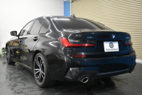 BMW 3シリーズ 320d Xﾄﾞﾗｲﾌﾞ Mｽﾎﾟｰﾂ 4WD ﾊｲﾗｲﾝ&ｺﾝﾌｫｰﾄP G20型 ﾋｰﾀｰ付黒革 ｵﾌﾟｼｮﾝ19AW 追従ACC LEDﾍｯﾄﾞﾗｲﾄ 側面衝突&車線変更&逸脱&歩行車警告 後退ｱｼｽﾄ Pｱｼｽﾄ ｱｸﾃｨﾌﾞPDC緊急ﾌﾞﾚｰｷ ﾀｯﾁﾊﾟﾈﾙﾅﾋﾞ ﾌﾙｾｸﾞ ｱｯﾌﾟﾙｶｰﾌﾟﾚｲ 電動ﾄﾗﾝｸ 2年保証
