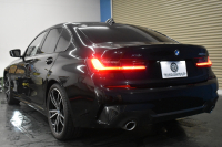 BMW 3シリーズ 320d Xﾄﾞﾗｲﾌﾞ Mｽﾎﾟｰﾂ 4WD ﾊｲﾗｲﾝ&ｺﾝﾌｫｰﾄP G20型 ﾋｰﾀｰ付黒革 ｵﾌﾟｼｮﾝ19AW 追従ACC LEDﾍｯﾄﾞﾗｲﾄ 側面衝突&車線変更&逸脱&歩行車警告 後退ｱｼｽﾄ Pｱｼｽﾄ ｱｸﾃｨﾌﾞPDC緊急ﾌﾞﾚｰｷ ﾀｯﾁﾊﾟﾈﾙﾅﾋﾞ ﾌﾙｾｸﾞ ｱｯﾌﾟﾙｶｰﾌﾟﾚｲ 電動ﾄﾗﾝｸ 2年保証