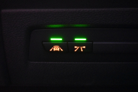 BMW 2シリーズ M240i LCI後期 ｵﾌﾟｼｮﾝ追従ACC  直6ﾀｰﾎﾞ 340馬力 ﾍｷｻｺﾞﾅﾙLEDﾍｯﾄﾞﾗｲﾄ ﾋｰﾀｰ付赤革 ﾀｯﾁﾊﾟﾈﾙiﾄﾞﾗｲﾌﾞHDDﾅﾋﾞBｶﾒ Pｱｼｽﾄ 前後PDC ｱﾀﾞﾌﾟﾃｨﾌﾞMｻｽ 大型ﾌﾞﾚｰｷｼｽﾃﾑ 車線逸脱&歩行者警告 衝突軽減ﾌﾞﾚｰｷ 18AW ﾊﾟﾄﾞﾙｼﾌﾄ 1ｵｰﾅｰ 2年保証