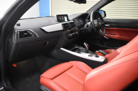BMW 2シリーズ M240i LCI後期 ｵﾌﾟｼｮﾝ追従ACC  直6ﾀｰﾎﾞ 340馬力 ﾍｷｻｺﾞﾅﾙLEDﾍｯﾄﾞﾗｲﾄ ﾋｰﾀｰ付赤革 ﾀｯﾁﾊﾟﾈﾙiﾄﾞﾗｲﾌﾞHDDﾅﾋﾞBｶﾒ Pｱｼｽﾄ 前後PDC ｱﾀﾞﾌﾟﾃｨﾌﾞMｻｽ 大型ﾌﾞﾚｰｷｼｽﾃﾑ 車線逸脱&歩行者警告 衝突軽減ﾌﾞﾚｰｷ 18AW ﾊﾟﾄﾞﾙｼﾌﾄ 1ｵｰﾅｰ 2年保証