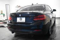 BMW 2シリーズ M240i LCI後期 ｵﾌﾟｼｮﾝ追従ACC  直6ﾀｰﾎﾞ 340馬力 ﾍｷｻｺﾞﾅﾙLEDﾍｯﾄﾞﾗｲﾄ ﾋｰﾀｰ付赤革 ﾀｯﾁﾊﾟﾈﾙiﾄﾞﾗｲﾌﾞHDDﾅﾋﾞBｶﾒ Pｱｼｽﾄ 前後PDC ｱﾀﾞﾌﾟﾃｨﾌﾞMｻｽ 大型ﾌﾞﾚｰｷｼｽﾃﾑ 車線逸脱&歩行者警告 衝突軽減ﾌﾞﾚｰｷ 18AW ﾊﾟﾄﾞﾙｼﾌﾄ 1ｵｰﾅｰ 2年保証
