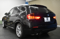 BMW X1 Xﾄﾞﾗｲﾌﾞ 20i ｴｸｽｸﾙｰｼﾌﾞｽﾎﾟｰﾂ 4WD LCI後期 160台限定 ﾚｻﾞｰP ﾋｰﾀｰ付ﾈﾊﾞﾀﾞﾍﾞｰｼﾞｭ革 8速AT 電子ｼﾌﾄ ｺﾝﾌｫｰﾄｱｸｾｽ Mｽﾎﾟｰﾂ専用ｴｱﾛ18AW iﾄﾞﾗｲﾌﾞHDDﾅﾋﾞBｶﾒﾗ 前後PDC BTｵｰﾃﾞｨｵ&ﾊﾝｽﾞﾌﾘｰ通話 ﾘﾝｸﾞ付ｷｾﾉﾝﾗｲﾄ 2年保証