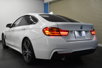 BMW 4シリーズ 420iｸﾞﾗﾝｸｰﾍﾟ Mｽﾎﾟｰﾂ ﾌｧｽﾄﾄﾗｯｸP 追従ACC LEDﾍｯﾄﾞﾗｲﾄ&ﾌｫｸﾞ ﾋｰﾀｰ付赤革 可変Mｻｽ 19AW 車線逸脱&歩行者警告 ﾀｯﾁﾊﾟｯﾄﾞﾅﾋﾞ Bｶﾒﾗ 電動ﾘﾔｹﾞｰﾄ ｽﾏｰﾄｷｰ 2年保証