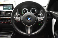 BMW 2シリーズ M240i LCI後期 直6ﾀｰﾎﾞ 340馬力 ﾍｷｻｺﾞﾅﾙLEDﾍｯﾄﾞﾗｲﾄ 追従ACC ﾋｰﾀｰ付黒革 ﾀｯﾁﾊﾟﾈﾙiﾄﾞﾗｲﾌﾞHDDﾅﾋﾞ ﾌﾙｾｸﾞ Bｶﾒ Pｱｼｽﾄ 前後PDC ｱﾀﾞﾌﾟﾃｨﾌﾞMｻｽ 大型ﾌﾞﾚｰｷｼｽﾃﾑ 車線逸脱&歩行者警告 衝突軽減ﾌﾞﾚｰｷ 18AW ﾊﾟﾄﾞﾙｼﾌﾄ 1ｵｰﾅｰ 2年保証