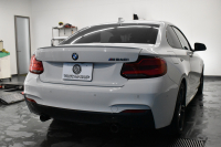BMW 2シリーズ M240i LCI後期 直6ﾀｰﾎﾞ 340馬力 ﾍｷｻｺﾞﾅﾙLEDﾍｯﾄﾞﾗｲﾄ 追従ACC ﾋｰﾀｰ付黒革 ﾀｯﾁﾊﾟﾈﾙiﾄﾞﾗｲﾌﾞHDDﾅﾋﾞ ﾌﾙｾｸﾞ Bｶﾒ Pｱｼｽﾄ 前後PDC ｱﾀﾞﾌﾟﾃｨﾌﾞMｻｽ 大型ﾌﾞﾚｰｷｼｽﾃﾑ 車線逸脱&歩行者警告 衝突軽減ﾌﾞﾚｰｷ 18AW ﾊﾟﾄﾞﾙｼﾌﾄ 1ｵｰﾅｰ 2年保証