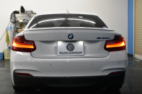 BMW 2シリーズ M235i 直6ﾀｰﾎﾞ 326馬力 ﾋｰﾀｰ付黒革 ﾀｯﾁﾊﾟｯﾄﾞ式iﾄﾞﾗｲﾌﾞHDDﾅﾋﾞ  ﾘﾔPDC Bｶﾒﾗ  ｱﾀﾞﾌﾟﾃｨﾌﾞMｻｽ 大型ﾌﾞﾚｰｷｼｽﾃﾑ 18AW 車線逸脱&歩行者警告 衝突軽減ﾌﾞﾚｰｷ 1ｵｰﾅｰ 2年保証