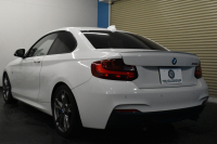 BMW 2シリーズ M235i 直6ﾀｰﾎﾞ 326馬力 ﾋｰﾀｰ付黒革 ﾀｯﾁﾊﾟｯﾄﾞ式iﾄﾞﾗｲﾌﾞHDDﾅﾋﾞ  ﾘﾔPDC Bｶﾒﾗ  ｱﾀﾞﾌﾟﾃｨﾌﾞMｻｽ 大型ﾌﾞﾚｰｷｼｽﾃﾑ 18AW 車線逸脱&歩行者警告 衝突軽減ﾌﾞﾚｰｷ 1ｵｰﾅｰ 2年保証