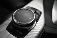 BMW 2シリーズ M235i 直6ﾀｰﾎﾞ 326馬力 ﾋｰﾀｰ付黒革 ﾀｯﾁﾊﾟｯﾄﾞ式iﾄﾞﾗｲﾌﾞHDDﾅﾋﾞ  ﾘﾔPDC Bｶﾒﾗ  ｱﾀﾞﾌﾟﾃｨﾌﾞMｻｽ 大型ﾌﾞﾚｰｷｼｽﾃﾑ 18AW 車線逸脱&歩行者警告 衝突軽減ﾌﾞﾚｰｷ 1ｵｰﾅｰ 2年保証