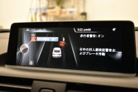 BMW 2シリーズ M235i 直6ﾀｰﾎﾞ 326馬力 ﾋｰﾀｰ付黒革 ﾀｯﾁﾊﾟｯﾄﾞ式iﾄﾞﾗｲﾌﾞHDDﾅﾋﾞ  ﾘﾔPDC Bｶﾒﾗ  ｱﾀﾞﾌﾟﾃｨﾌﾞMｻｽ 大型ﾌﾞﾚｰｷｼｽﾃﾑ 18AW 車線逸脱&歩行者警告 衝突軽減ﾌﾞﾚｰｷ 1ｵｰﾅｰ 2年保証