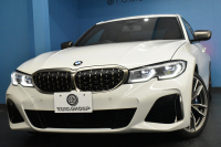BMW 3シリーズ M340i Xﾄﾞﾗｲﾌﾞ G20型 直6ﾀｰﾎﾞ ﾋｰﾀｰ付茶革 19AW 追従ACC HUD ﾚｰｻﾞｰLEDﾗｲﾄ 可変Mｻｽ Mﾌﾞﾚｰｷ 4WD ｼﾞｪｽﾁｬｰｺﾝﾄﾛｰﾙ ﾊｰﾏﾝｶｰﾄﾞﾝｽﾋﾟｰｶｰ 側面衝突&車線変更&逸脱&歩行車警告 後退ｱｼｽﾄ Pｱｼｽﾄ ﾌﾙｾｸﾞﾀｯﾁﾊﾟﾈﾙﾅﾋﾞ ｱｯﾌﾟﾙｶｰﾌﾟﾚｲ 2年保証