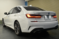 BMW 3シリーズ M340i Xﾄﾞﾗｲﾌﾞ G20型 直6ﾀｰﾎﾞ ﾋｰﾀｰ付茶革 19AW 追従ACC HUD ﾚｰｻﾞｰLEDﾗｲﾄ 可変Mｻｽ Mﾌﾞﾚｰｷ 4WD ｼﾞｪｽﾁｬｰｺﾝﾄﾛｰﾙ ﾊｰﾏﾝｶｰﾄﾞﾝｽﾋﾟｰｶｰ 側面衝突&車線変更&逸脱&歩行車警告 後退ｱｼｽﾄ Pｱｼｽﾄ ﾌﾙｾｸﾞﾀｯﾁﾊﾟﾈﾙﾅﾋﾞ ｱｯﾌﾟﾙｶｰﾌﾟﾚｲ 2年保証